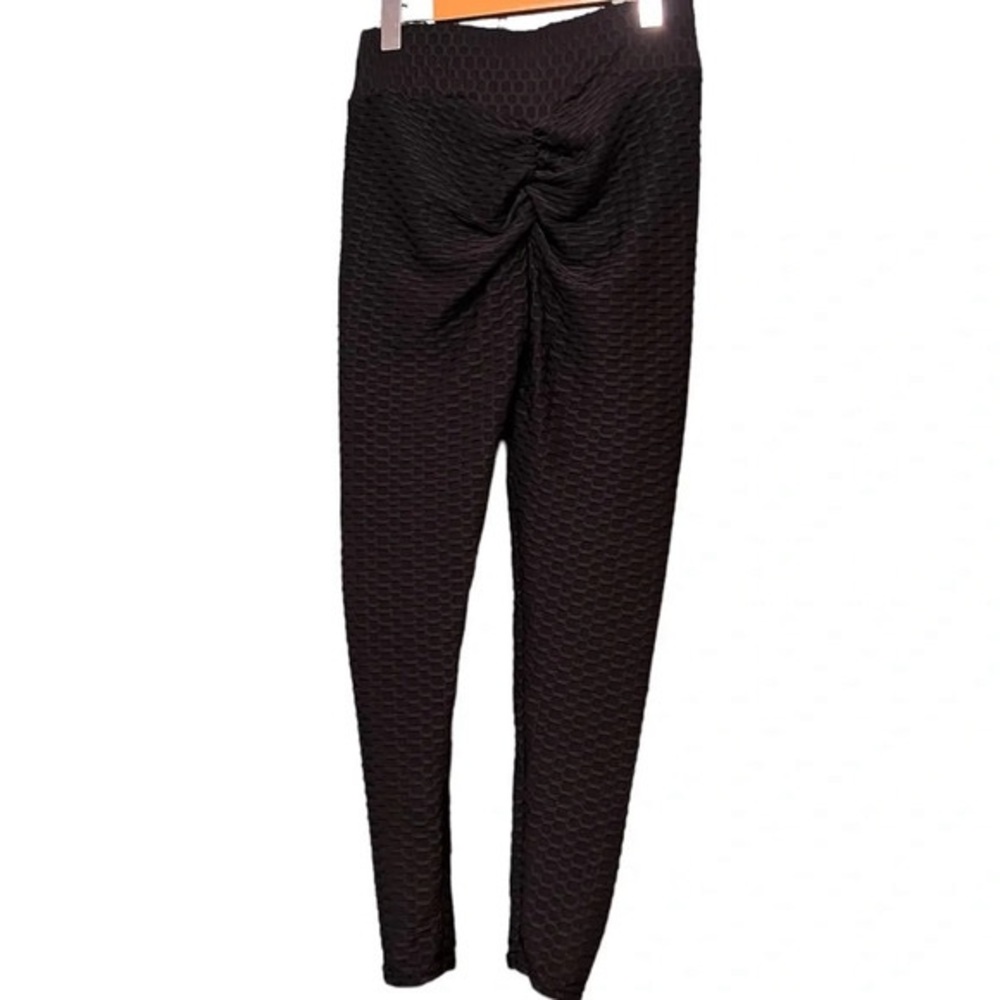 Scrunch bum pants